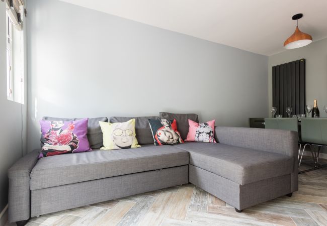 House in London - Second Nest Nine Elms House in London - Second Nest Nine Elms