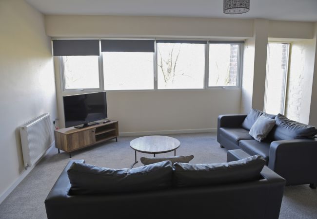 Apartment in Ipswich - 2 Bed/2 Bath, Central East, Parking, (1st Flr) 29 Apartment in Ipswich - 2 Bed/2 Bath, Central East, Parking, (1st Flr) 29