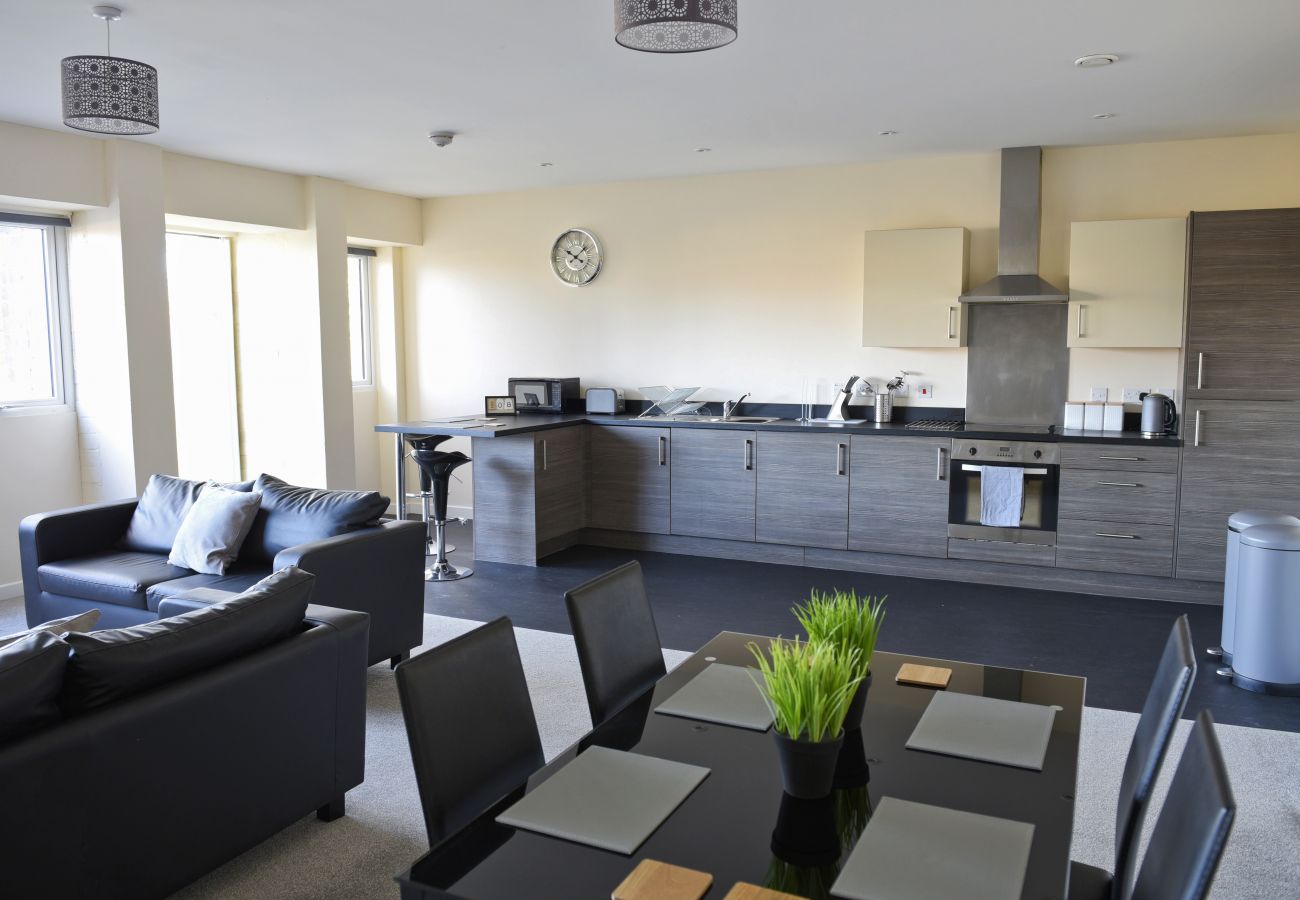 Apartment in Ipswich - 2 Bed/2 Bath, Central East, Parking, (1st Flr) 29 Apartment in Ipswich - 2 Bed/2 Bath, Central East, Parking, (1st Flr) 29