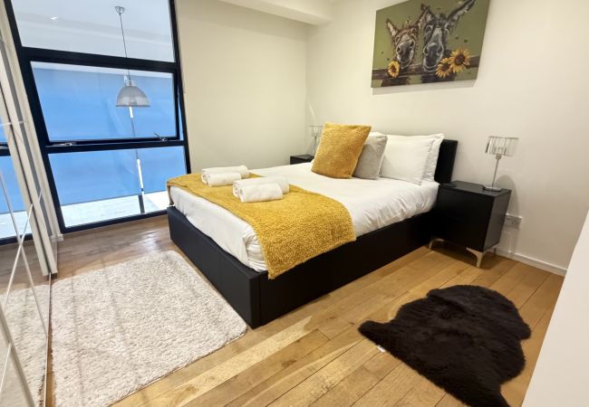 Apartment in London - London Warehouse 14/3 two bedroom Apar